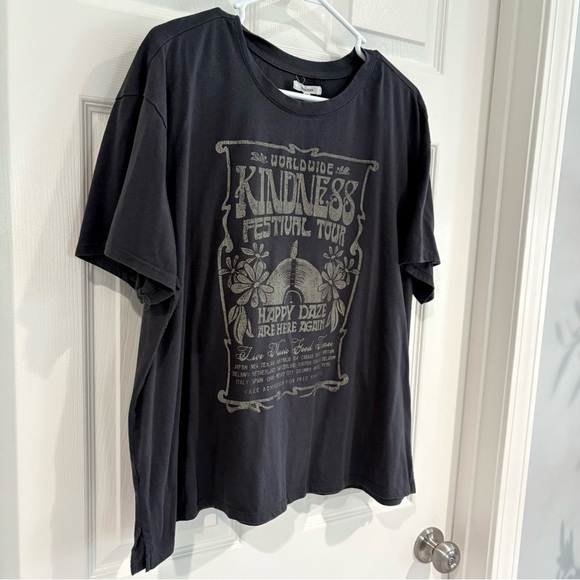 Maurices Women Graphic Crew Neck Short Sleeve Tee Shirts Bundle  XXL 1X Floral - Picture 3 of 14